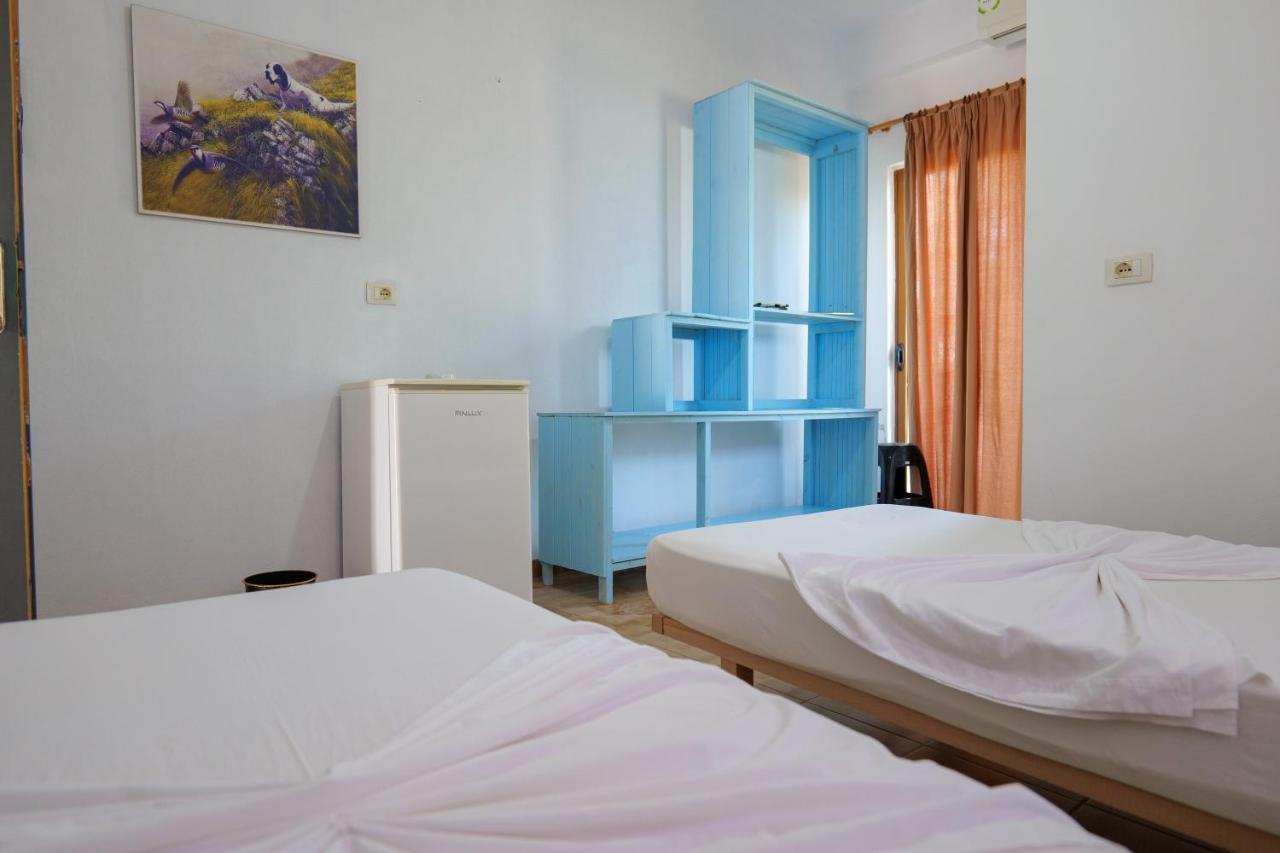 John'S Guesthouse Ksamil Exterior foto