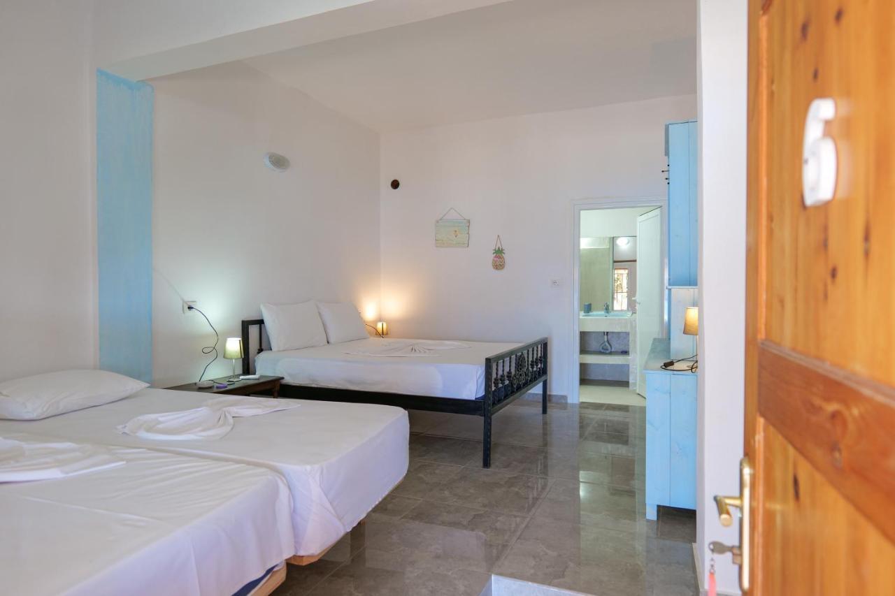 John'S Guesthouse Ksamil Exterior foto