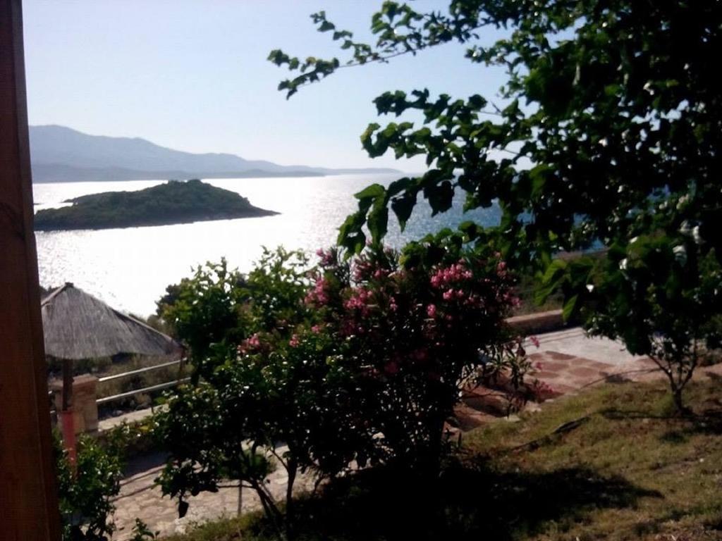 John'S Guesthouse Ksamil Quarto foto